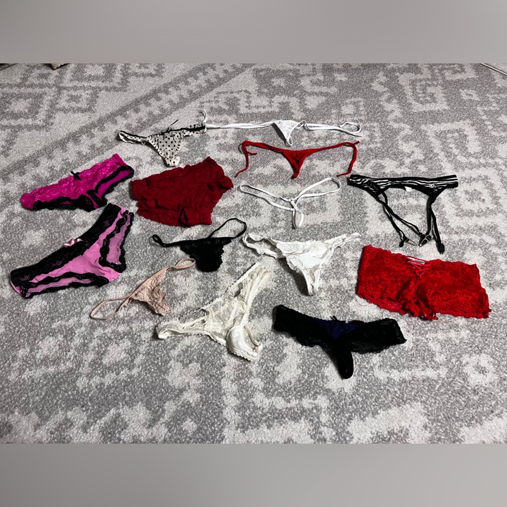 Victoria’s secret thong Boyshorts Lace Open Crotch Sexy Garter Belt Frederick’s.